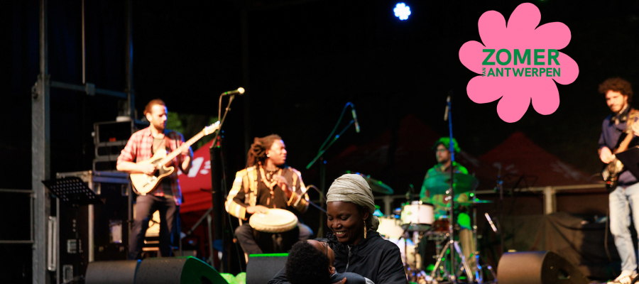 Muziek in de Wijk op Stuivenbergplein